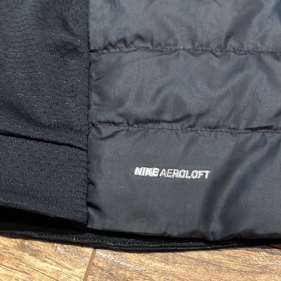 Nike Golf aeroloft black vest - Picture 9 of 12